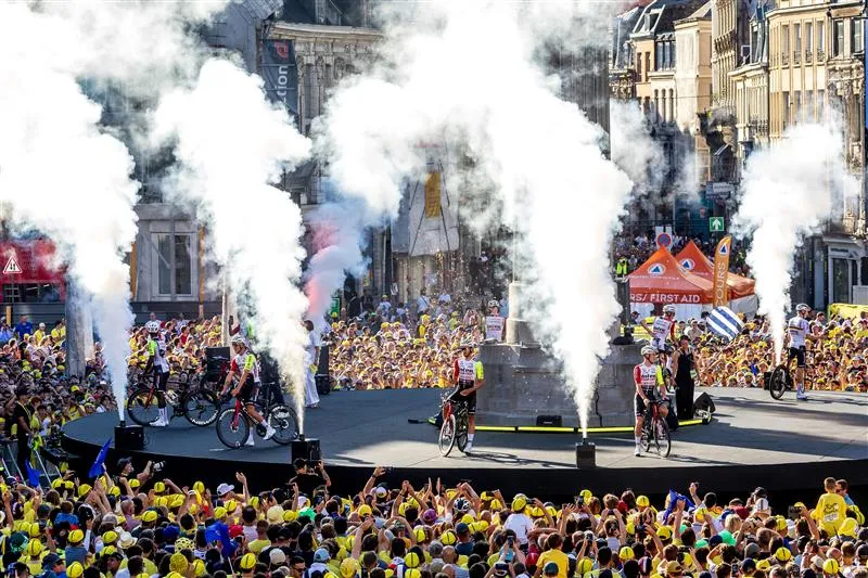 La Voix des Sports, plus près, plus fort